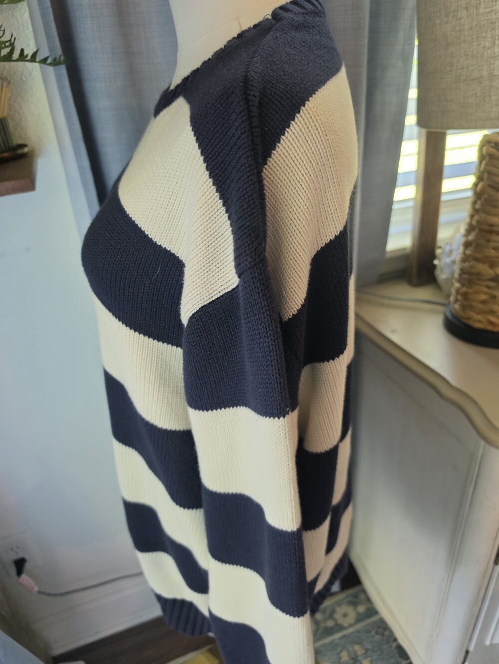 Bandy Melville Striped Sweater - Picture 3 of 4